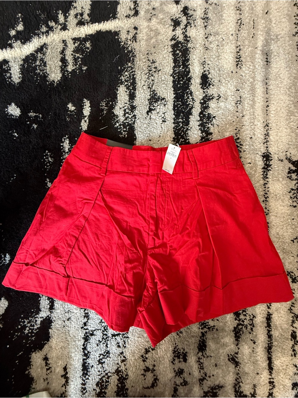 NWT Banana Republic Factory Pleated Shorts Size 6 Red